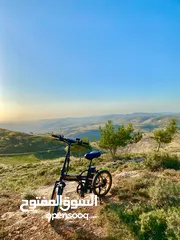  4 بسكليت كهربائي سرعه 55 طياره عشارع للبيع بسعر 1400 فقط مع شاحنة جديد مستخدم شهرين ماشي 700 كيلو