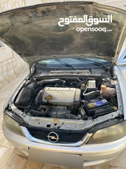  9 أوبل فيكترا2000