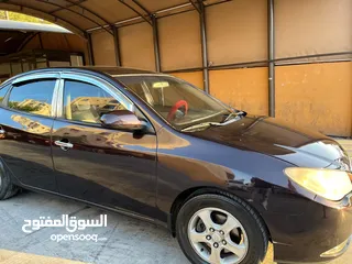  2 هيونداي إلنترا بحالة ممتازه