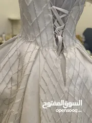  7 فستان زفاف للأيجار