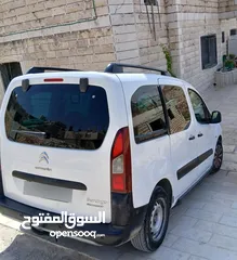  1 ستروين برلينجو موديل 2017 مرخصه ومامنه  اتماتيك مطور 1600 تيربو سولار 6