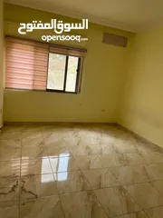  4 شقة سكنية للبيع طابق اول مساحة 150 متر في منطقة طبربور خلف ليالي الشرق و خلف بيت معان في شارع الحج