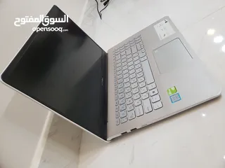  8 لابتوب ASUS Vivobook S15