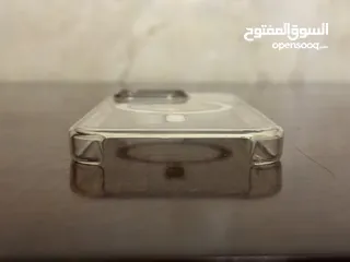  5 iPhone 15 pro clear case (magsafe)كفر ايفون 15 برو الاصلي