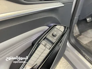  17 ID4 PRO 2023 لون إسمنتي