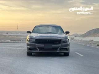  6 دوج تشارجر SXT موديل  2019 تم عمل سيرفس كامل للبيع شامل التأمين والتسجيل