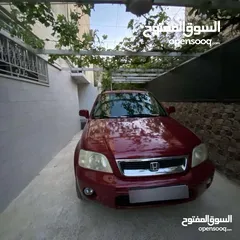  1 سيارة هوندا CR-V 2001