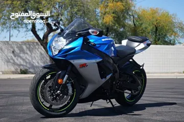  1 2023 Suzuki GSX-R600 ( WhatsApp at 059,1759,760 )