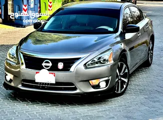  2 Nissan ALTIMA GCC SV model 2013