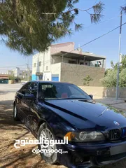  3 Bmw e39 520 2000 الدب للبيع