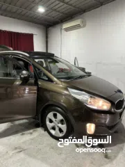  1 كيا كارينز 2016