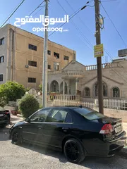  2 مستعملة Honda civic 2004 للبيع
