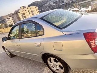  7 هونداي ألنترا 2006 للبيع  ترخيص وتأمين سنة  نظيفة من جميع النواحي لون فضي ( دهان الشركة )