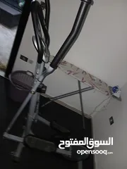  4 كروس + بنش +بار+وزنات للبيع