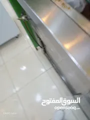  3 محل عصائر وكوكتيل وافل وكريب وبوظه عربيه وكيك للبيع