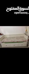  1 سرير من ايكيا