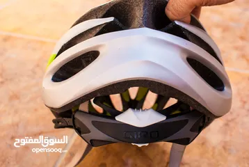  4 Giro Stylus helmet خوذة جيرو لدراجات رود قياس Large