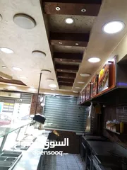 1 عدد مطعم كامله شبه جديده