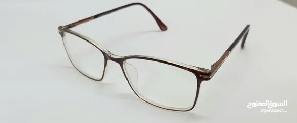  18        نظارات طبية (براويز)