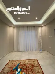  14 "ستائر مخصصة، تصميم فريد لمنزلك!"  "Custom Curtains, A Unique Design for Your Home!"