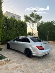  4 Mercedes Benz C200K