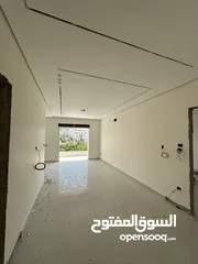  4 شقق جديده طريق المطار  ضاحيه الأمير علي  بالقرب بيت المقدس تشطيب سوبر ديلوكس يوجد ثالث مع روف