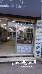  30 كل ما يلزم محلات الذهب والفضه  والبازارات تفصيل تواصي حسب الطلب  باسعار جدا منافسه