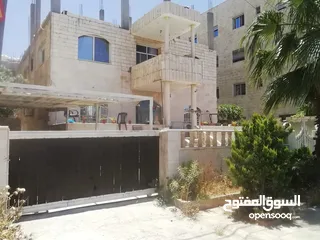  18 منزل للبيع في الجويده/ ام زعرورة مقابل مطعم ابو زغلة