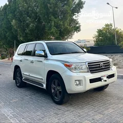  2 Toyota Land Cruiser GX-R 2014