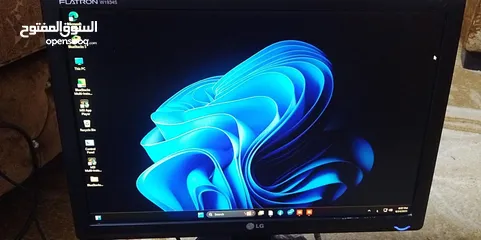  5 السلام عليكم كمبيوتر نوع الديل استعمال خفيف اقل من ثمان اشهر بالكرتونه و الماوس و الكيبورد بالكرتونه