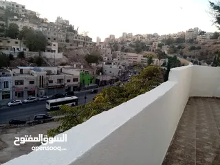  2 بيت للبيع جبل اللويبدة