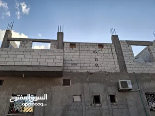  11 منزل علا شارعين  للبيع سوبرديلوكس حي العليمات
