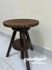  2 flower vase with stand/ مزهرية زهور مع حامل