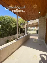  4 فيلا للايجار .. يوجد خيارات اخرى Villa for rent.. other options available / V152