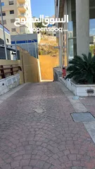  22 مجمع تجاري  ضخم جدا  للبيع في أفضل مواقع خلدا موقع حيوي ممتاز