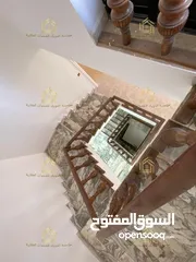  11 فيلا للايجار .. يوجد خيارات اخرى Villa for rent.. other options available / V152