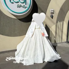  1 فستان عروس
