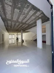  9 مبني تجاري في ارض بن علي