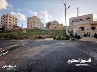  11 فرصة استثمارية للجادين من المالك مباشرة دون وسيط عمان - المرقب ارض سكنية د مساحة 531 للبيع