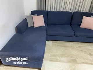  3 للبيع تقم كورنر مميز المقاس: 2.80 × 2.00 متر + قطعة جانبية 1.60 متر  المواصفات:  مصنوع من أجود أنواع