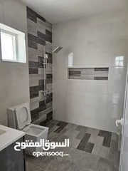  3 للبيع فيلا جديدة فاخرة وحصرية على طريق البرشاء جنوب الرئيسي، تحفة من الأناقة  For Sale Villa