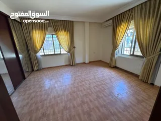 12 روف مع ترس بإطلالــــه مميزة
