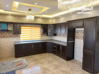  2 مطابخ ألمنيوم