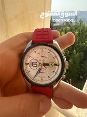  1 ساعه Ferrari مميزه