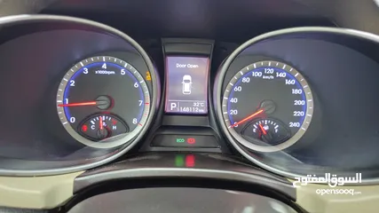  17 هيونداي سنتافي  V6 وكالة عمان موديل 2015
