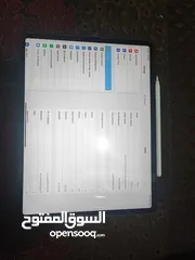  6 ايباد برو 4th gen 12.9 inch للبيع مع قلم Apple الاصلي