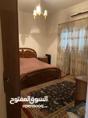  7 شقة للبيع في شارع عمر المختار