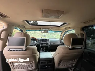  11 للبيع تويوتا لاندكروزر موديل 2008 محول كامل 2015 V8فحص كامل بسعر مغري