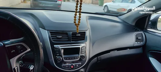  4 هونداي اكسنت للبيع ، سيارة استيراد كوري و بحالة جيدة جدا و البيع كاش فقط ،