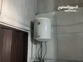  4 معدات مطعم كاملة بحالة ممتازة وبسعر مناسب